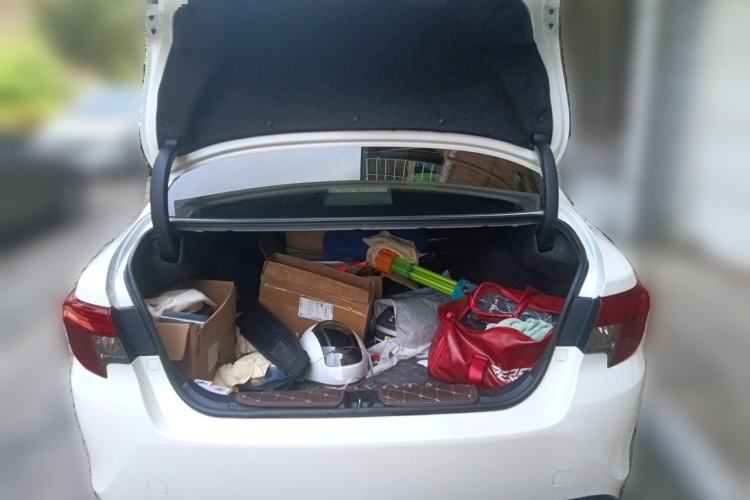 Used Toyota Reiz 2013 2.5V Elite Edition Trunk