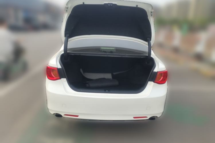 Used Toyota Reiz 2013 2.5V Elite Edition Trunk