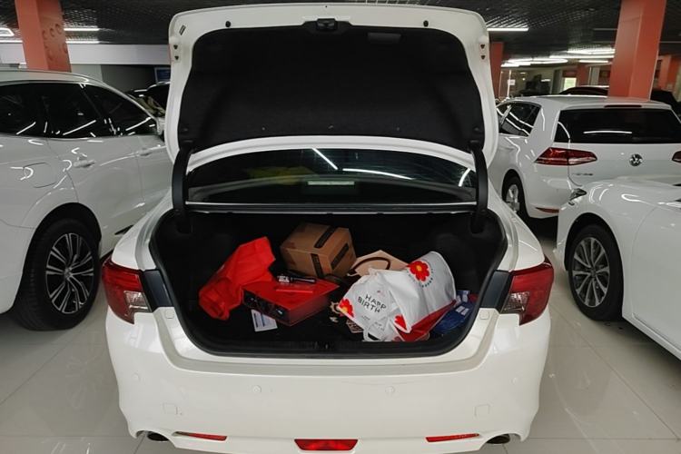 Used Toyota Reiz 2013 2.5S Elite Edition Trunk