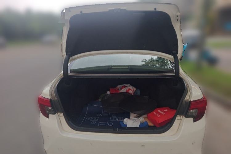 Used Toyota Reiz 2013 2.5V Shangrui Edition Trunk