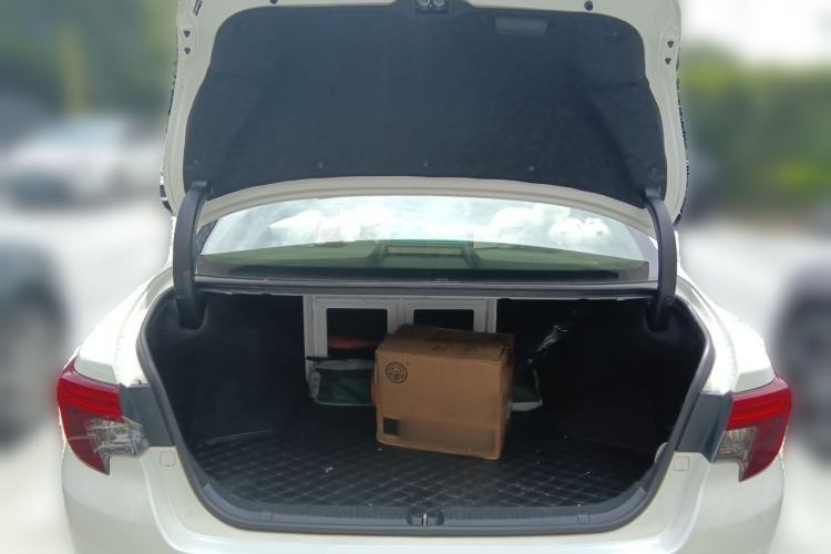 Used Toyota Reiz 2013 2.5V Elite Edition Trunk