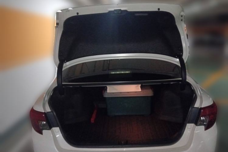 Used Toyota Reiz 2013 2.5V Shangrui Edition Trunk