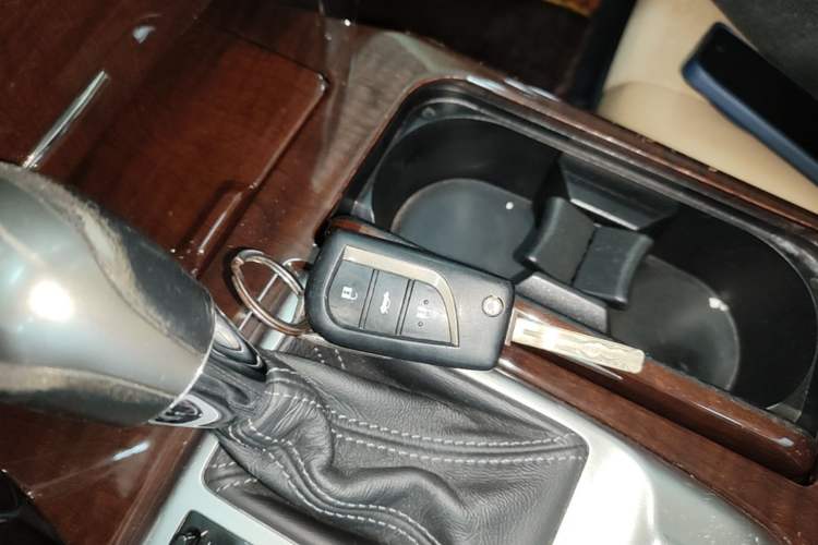 Used Toyota Reiz 2013 2.5V Shangrui Edition Vehicle Key