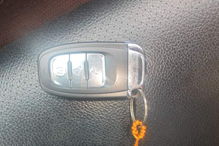Used Toyota Reiz 2013 2.5S Elite Edition Vehicle Key