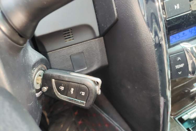 Used Toyota Reiz 2013 2.5V Shangrui Edition Vehicle Key