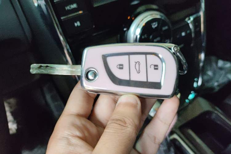 Used Toyota Reiz 2013 2.5V Shangrui Edition Vehicle Key