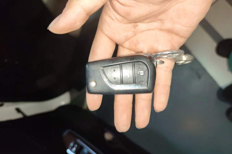 Used Toyota Reiz 2013 2.5V Shangrui Edition Vehicle Key