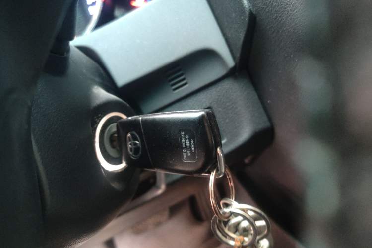 Used Toyota Reiz 2013 2.5V Elite Edition Vehicle Key