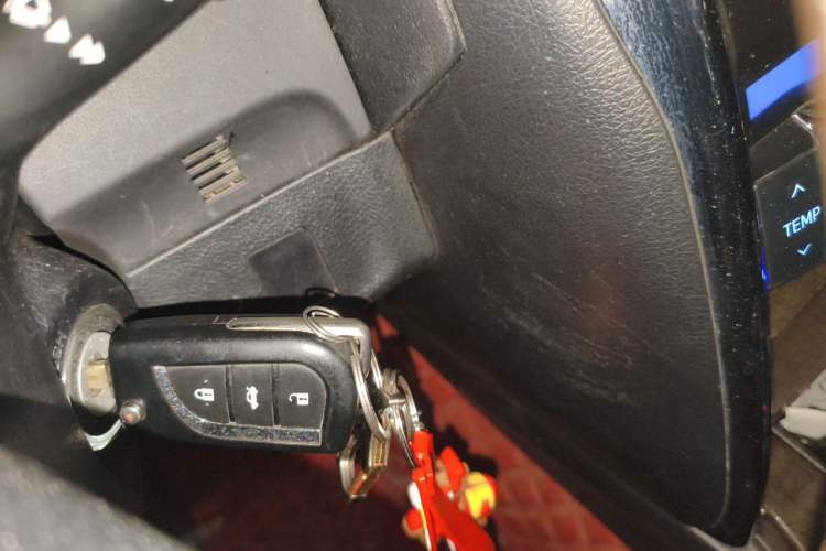 Used Toyota Reiz 2013 2.5V Shangrui Edition Vehicle Key