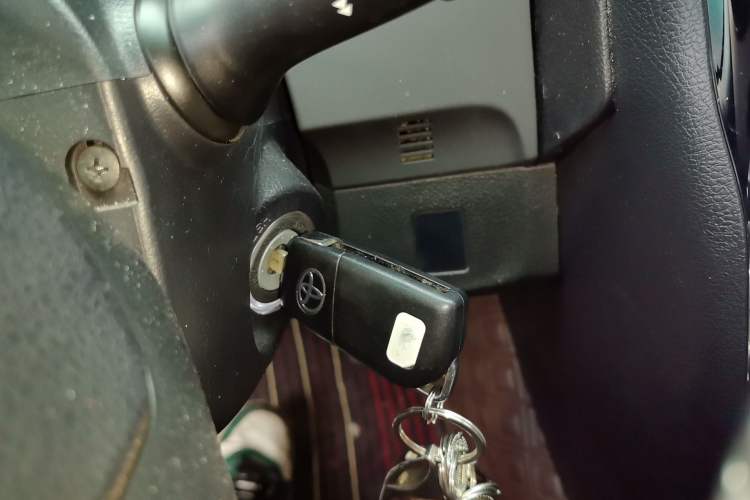 Used Toyota Reiz 2013 2.5V Elite Edition Vehicle Key