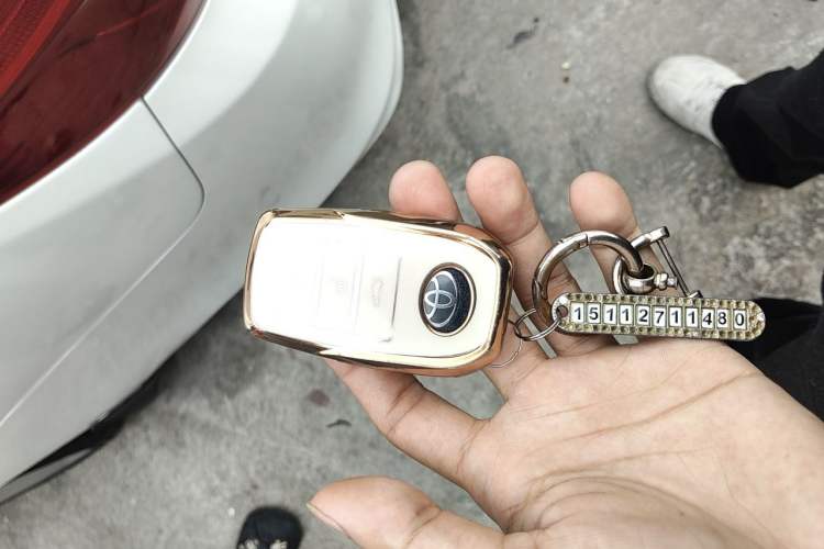 Used Toyota Reiz 2013 2.5S Elite Edition Vehicle Key