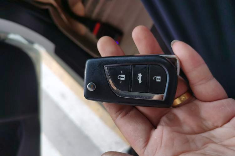 Used Toyota Reiz 2013 2.5V Shangrui Edition Vehicle Key
