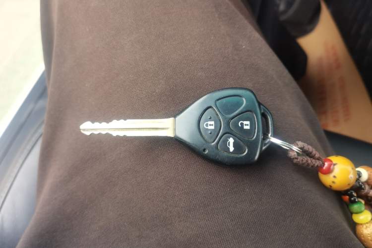 Used Toyota Reiz 2013 2.5V Elite Edition Vehicle Key
