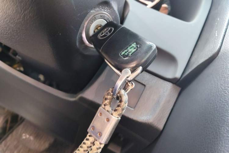 Used Toyota Reiz 2013 2.5V Shangrui Edition Vehicle Key