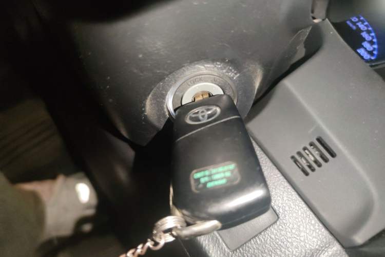 Used Toyota Reiz 2013 2.5V Shangrui Edition Vehicle Key
