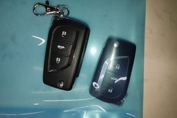 Used Toyota Reiz 2013 2.5S Elite Edition Vehicle Key