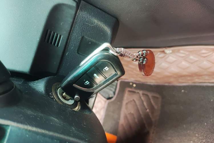 Used Toyota Reiz 2013 2.5V Shangrui Edition Vehicle Key