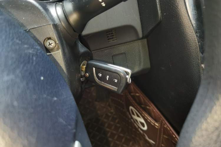 Used Toyota Reiz 2013 2.5S Elite Edition Vehicle Key