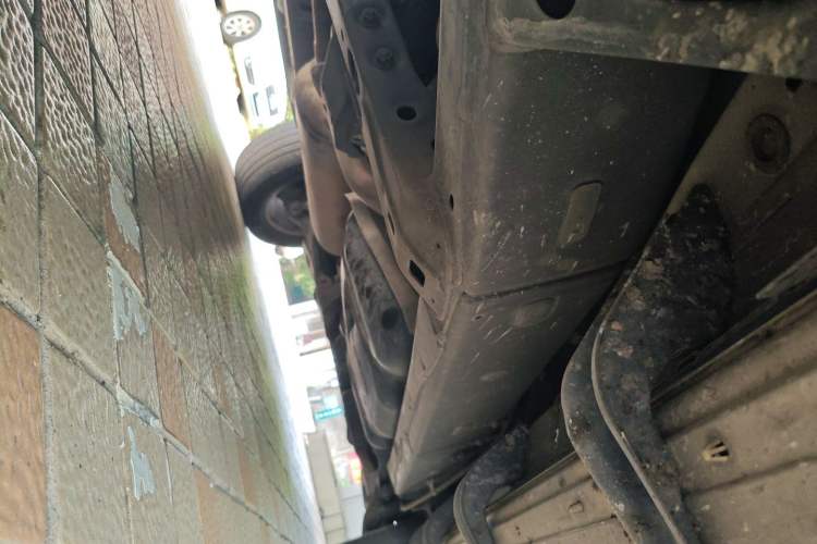 Used Toyota Sequoia 2010 5.7 Platinum Edition Chassis Front Left
