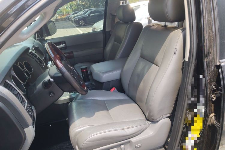 Used Toyota Sequoia 2010 5.7 Platinum Edition Left Front Seat