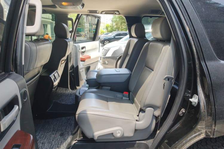 Used Toyota Sequoia 2010 5.7 Platinum Edition Left Rear Seat