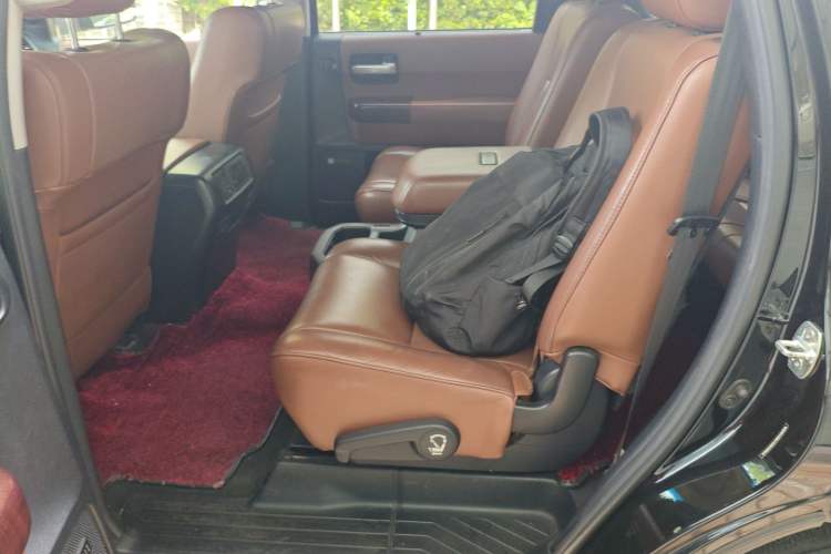 Used Toyota Sequoia 2010 5.7 Platinum Edition Left Rear Seat