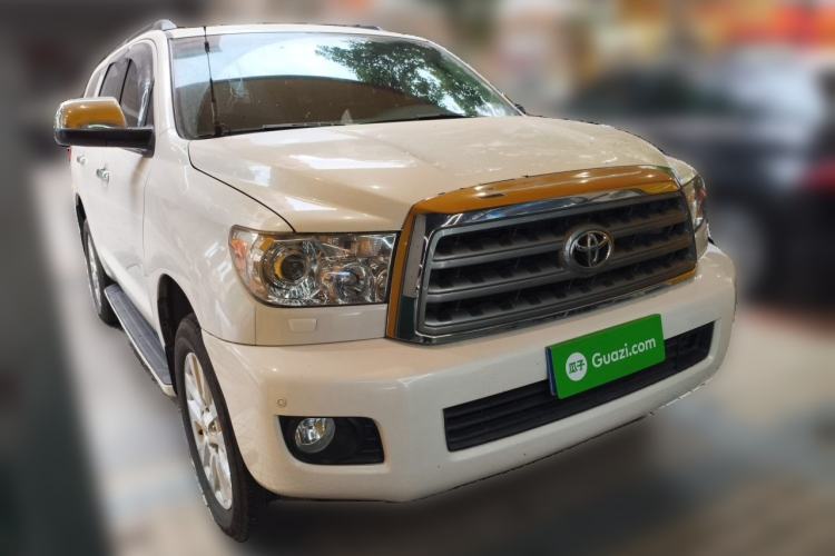 Used Toyota Sequoia 2010 5.7 Platinum Edition Front Right 45 Deg