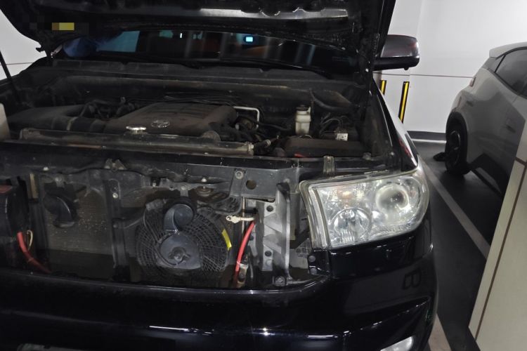 Used Toyota Sequoia  Engine Bay Left