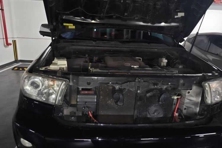 Used Toyota Sequoia  Engine Bay Right