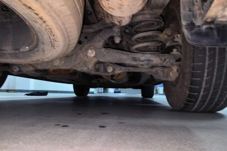 Used Toyota Sequoia  Chassis Rear Right