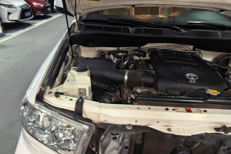 Used Toyota Sequoia  Engine Bay Right