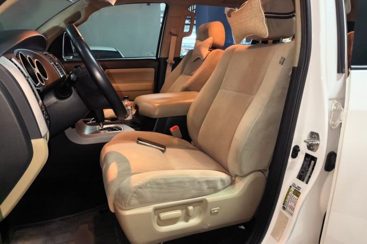 Used Toyota Sequoia  Left Front Seat