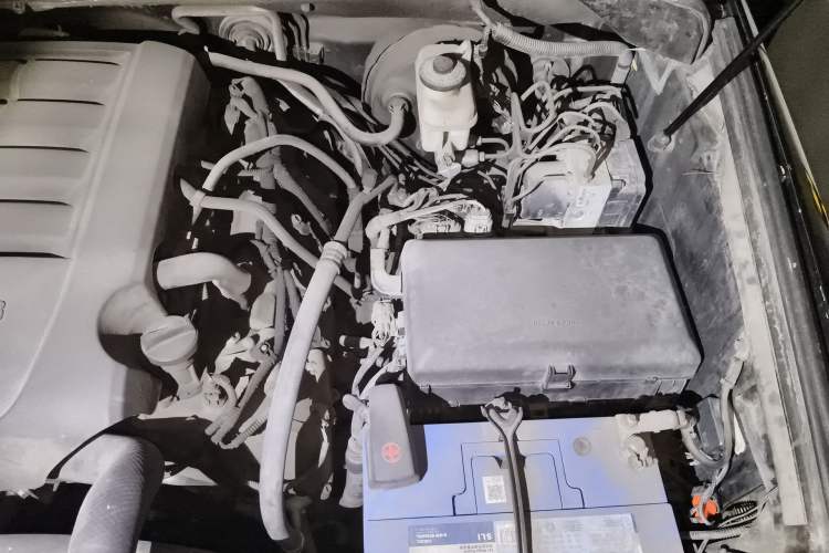 Used Toyota Sequoia  Engine Bay Left