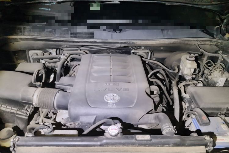 Used Toyota Sequoia  Engine Bay