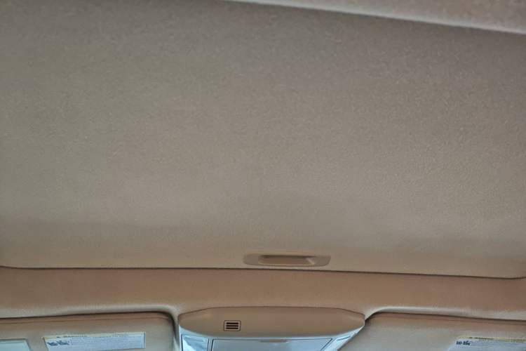Used Toyota Sequoia 2014 5.7L SR5 8-Seater Middle East Version Headliner
