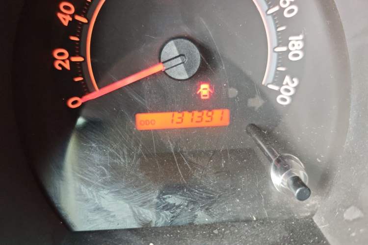 Used Toyota Sequoia 2014 5.7L SR5 8-Seater Middle East Version Odometer Close Up