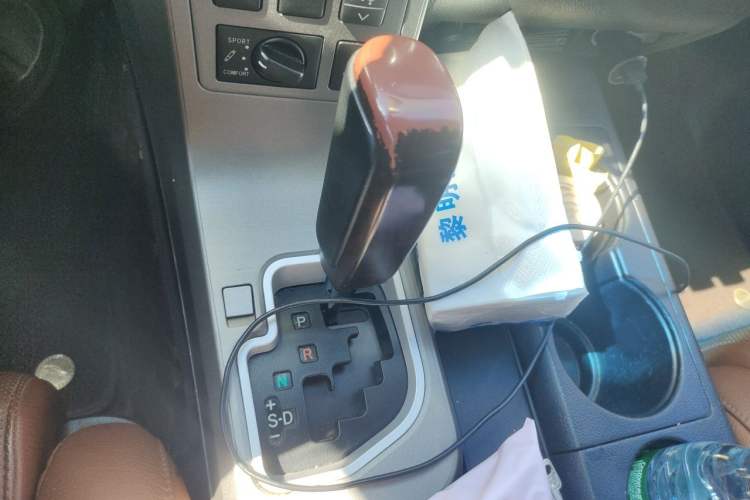 Used Toyota Sequoia  Gear Lever