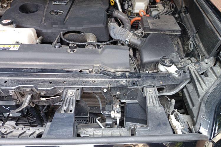 Used Toyota Sequoia 2023 3.5T Hybrid 4x4 SR5 U.S. Specification Engine Bay Left