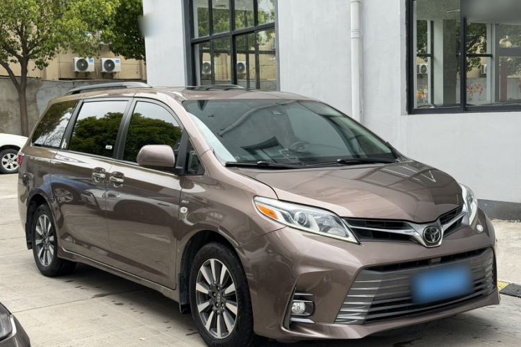 Used Toyota SIENNA  Exterior 2