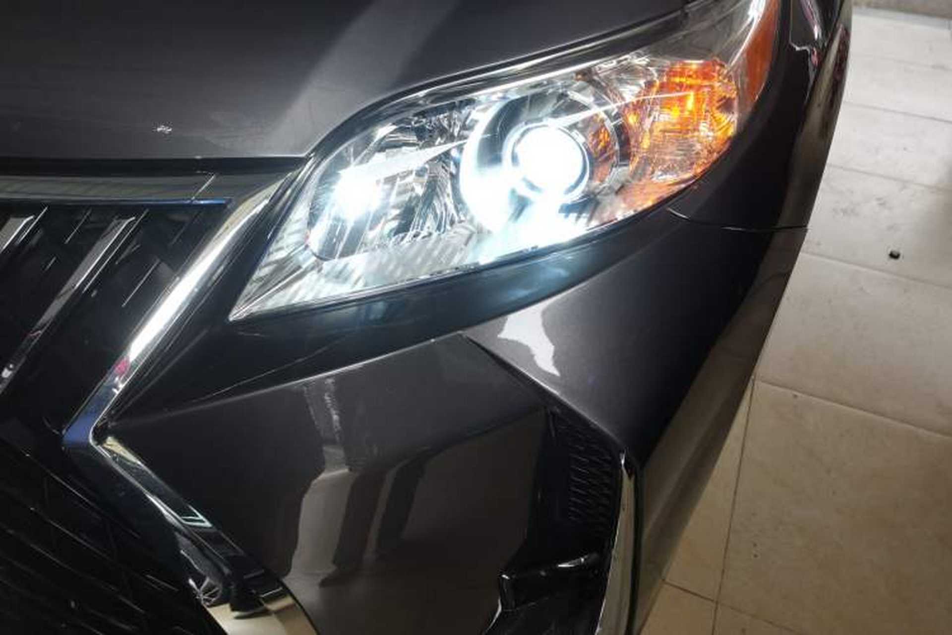Used Toyota SIENNA  Left Front Headlight