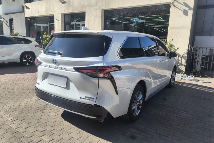 Used Toyota SIENNA 2024 2.5L Hybrid Four-Wheel Drive Prestige Edition Exterior 5