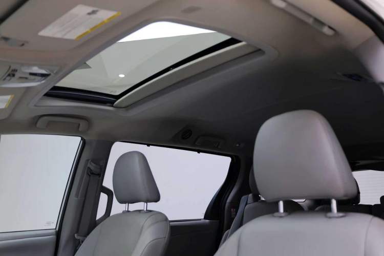 Used Toyota SIENNA  Headliner