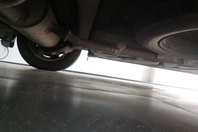 Used Toyota SIENNA 2005 3.3 XLE Chassis Rear Right