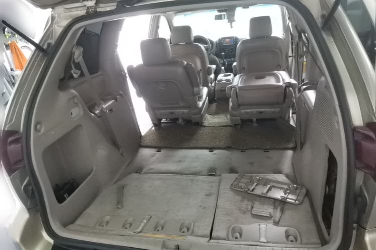 Used Toyota SIENNA 2005 3.3 XLE Trunk