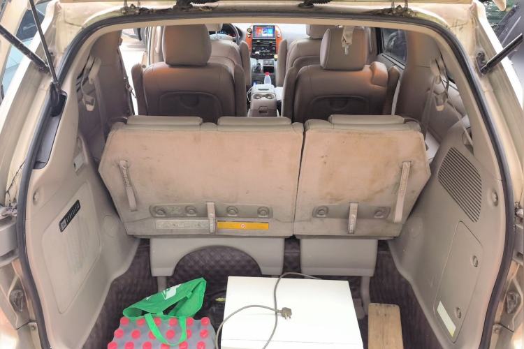 Used Toyota SIENNA  Trunk