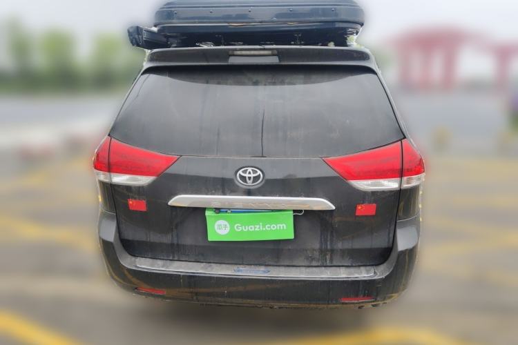 Used Toyota SIENNA 2011 2.7L Two-Wheel-Drive Automatic Trim Rear