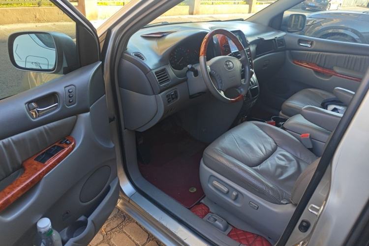 Used Toyota SIENNA 2011 3.5L Base Version Driver Seat