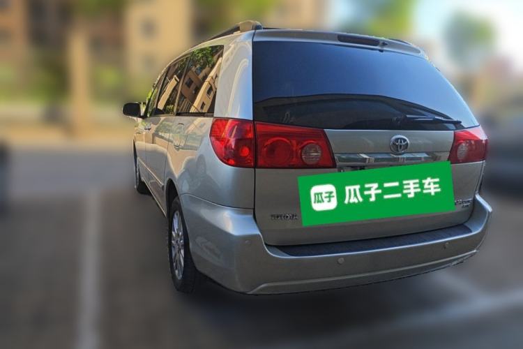 Used Toyota SIENNA 2011 3.5L Base Version Rear Left 45 Deg