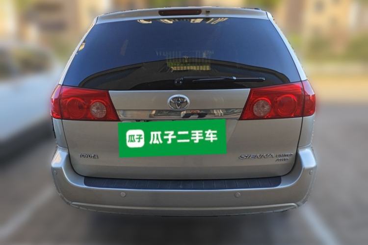 Used Toyota SIENNA 2011 3.5L Base Version Rear