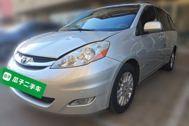 Used Toyota SIENNA 2011 3.5L Base Version